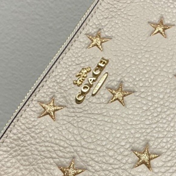 Coach Corner Zip Wristlet CW865, Pebble Leather, Chalk Gold Star Print - Picture 5 of 5
